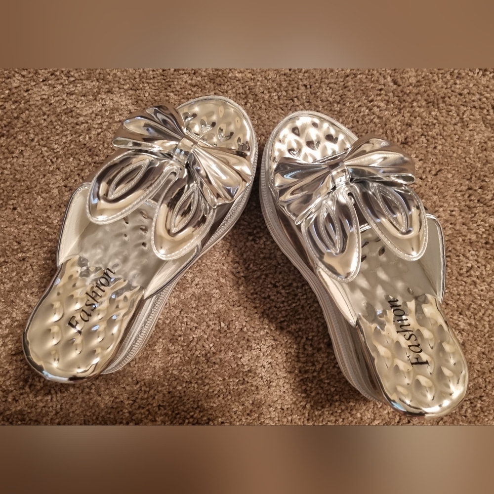 Brand new women wedges , heel shoe